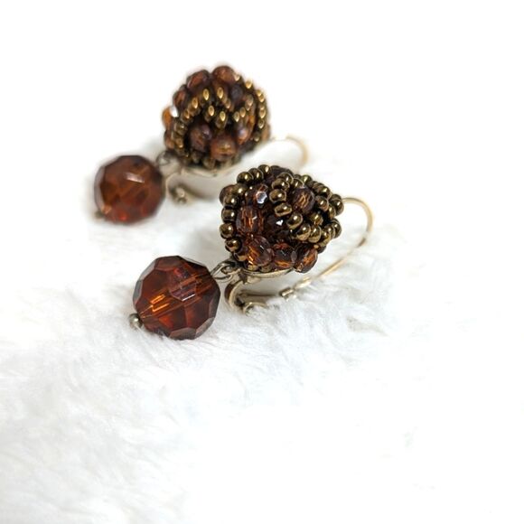 Vintage Liz Claiborne Brown Beaded Pierced Earrings - Picture 6 of 7